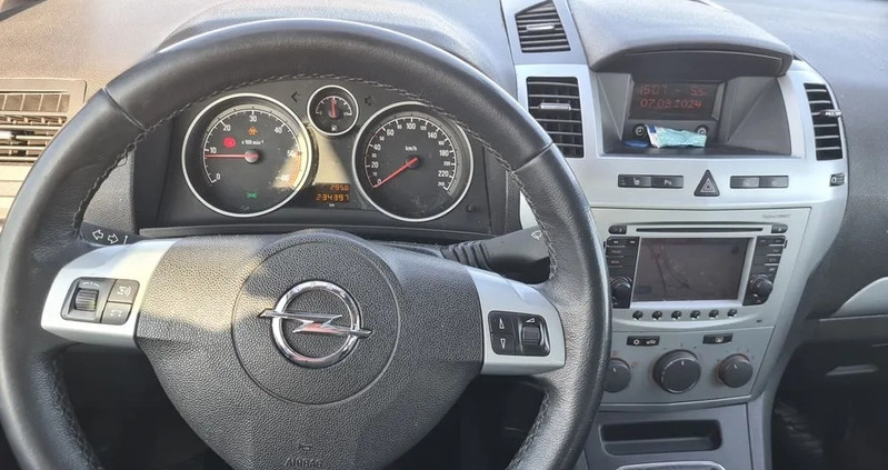 Opel Zafira cena 19500 przebieg: 292500, rok produkcji 2014 z Gryfino małe 466